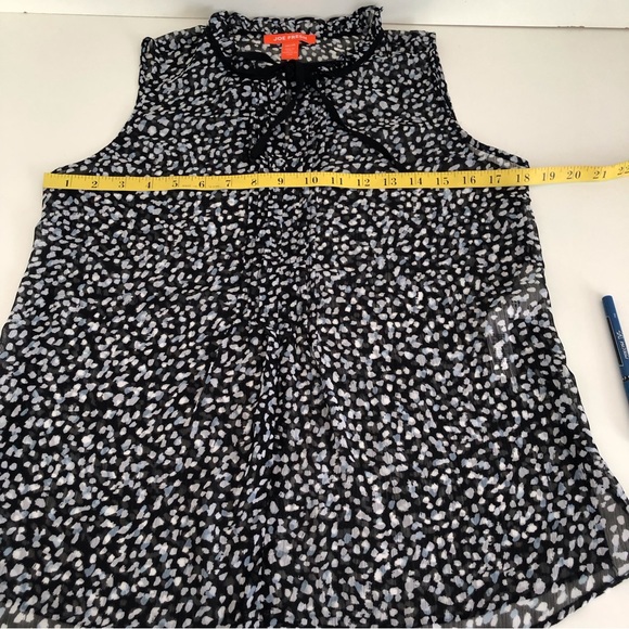 🎀 5/$25 Joe Fresh polka dot print sleeveless blouse sz XS - Picture 9 of 10